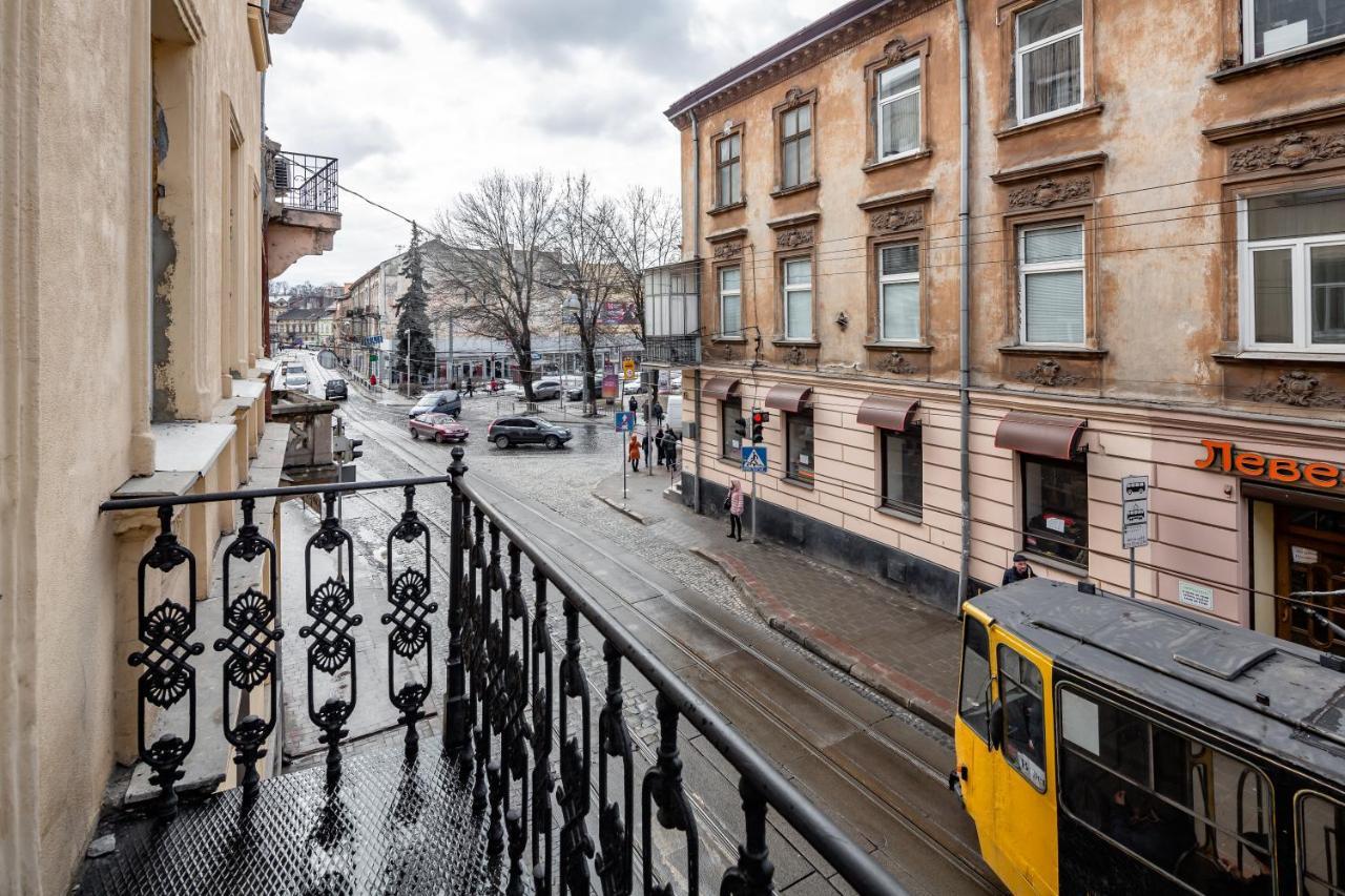 13 Franka Apartment 1 Lviv Exterior photo